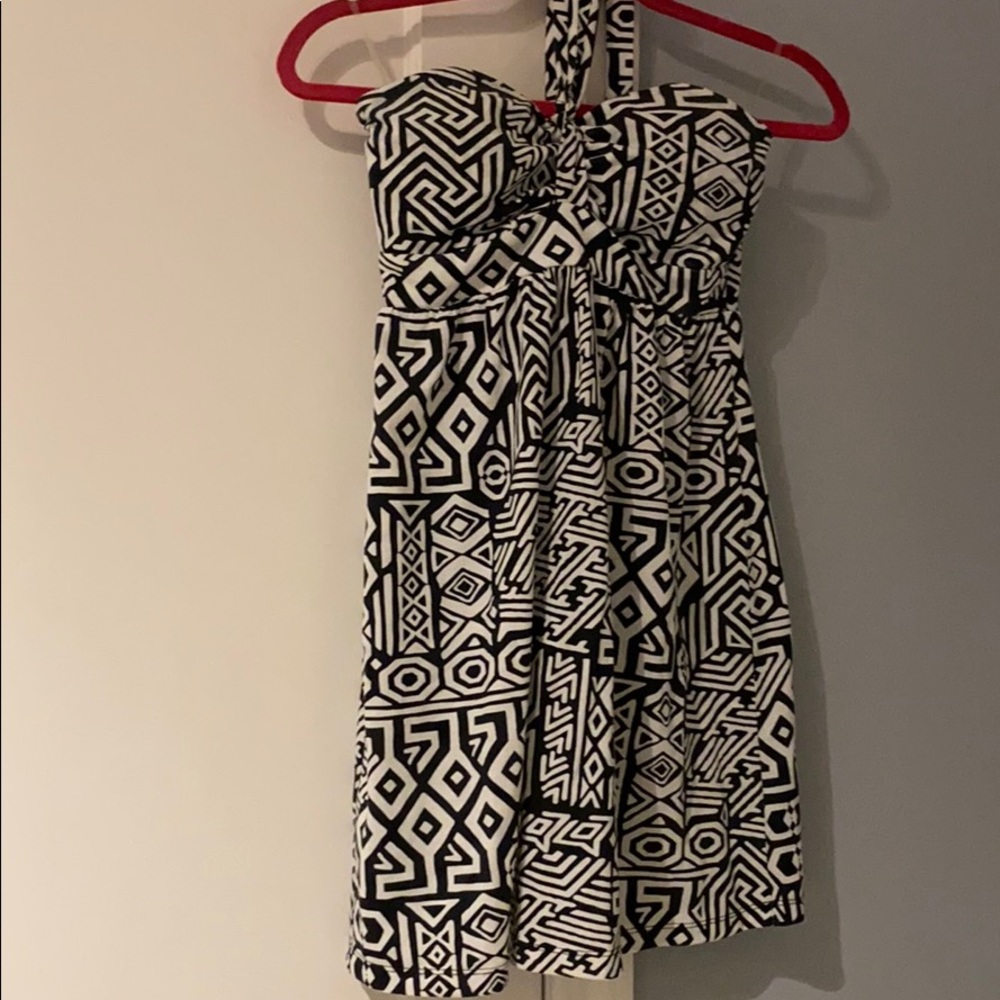 Casual sundress, great for beach to BBQ